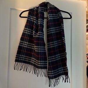 Navy Burberry scarf